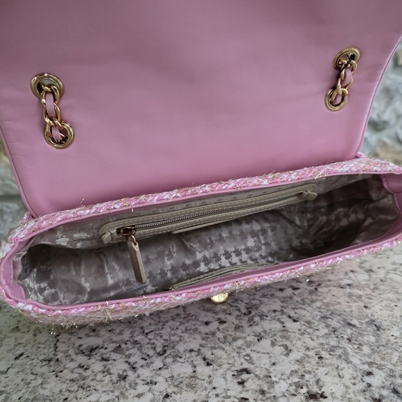 Karl Lagerfeld Paris Large Tweed Pink Shoulder Bag - Picture 5 of 9